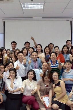 LỚP PHONG THỦY DÀNH CHO DOANH NHÂN & QUẢN LÝ THÁNG 08 KẾT THÚC HOÀNH TRÁNG