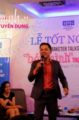 Diễn giả Nguyễn Ngoan chia sẽ tại talkshow