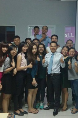Người bán hàng tuyệt vời - tại VP Ureka Media